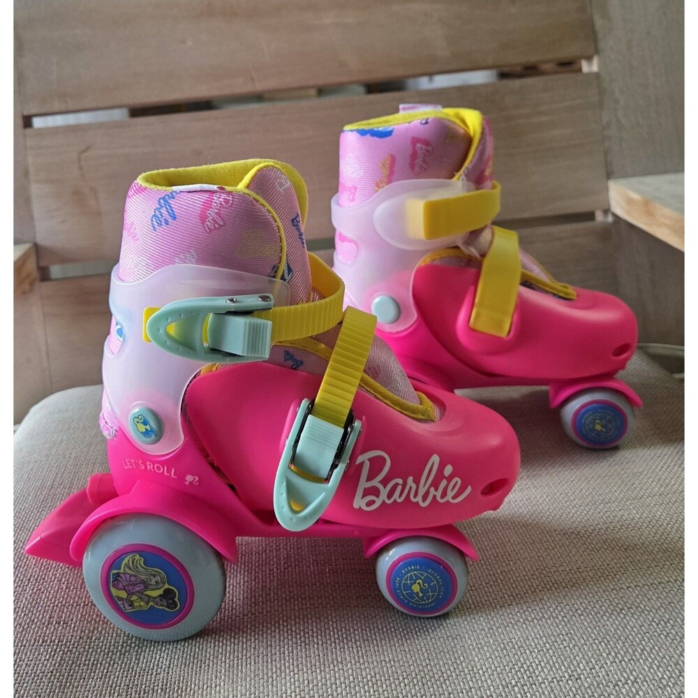 Barbie Adjustable Roller Skates Light Up Wheels Size 9 to 12 Durable Comfort